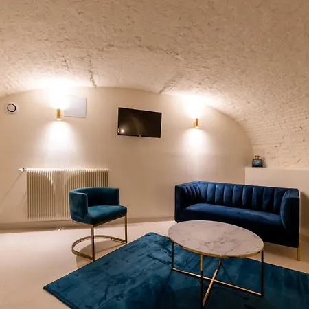 Le Medicis - 2 Apartment